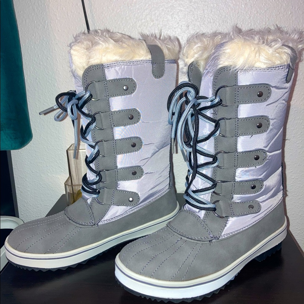 Journee Women’s Winter Snow Boots